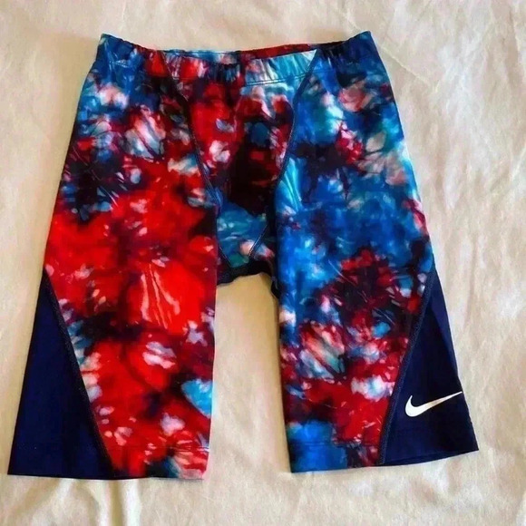 Nike Hydrastrong Woman’s Red, White & Blue Tie Dye Swim Bike Shorts Size Medium. - Picture 1 of 9